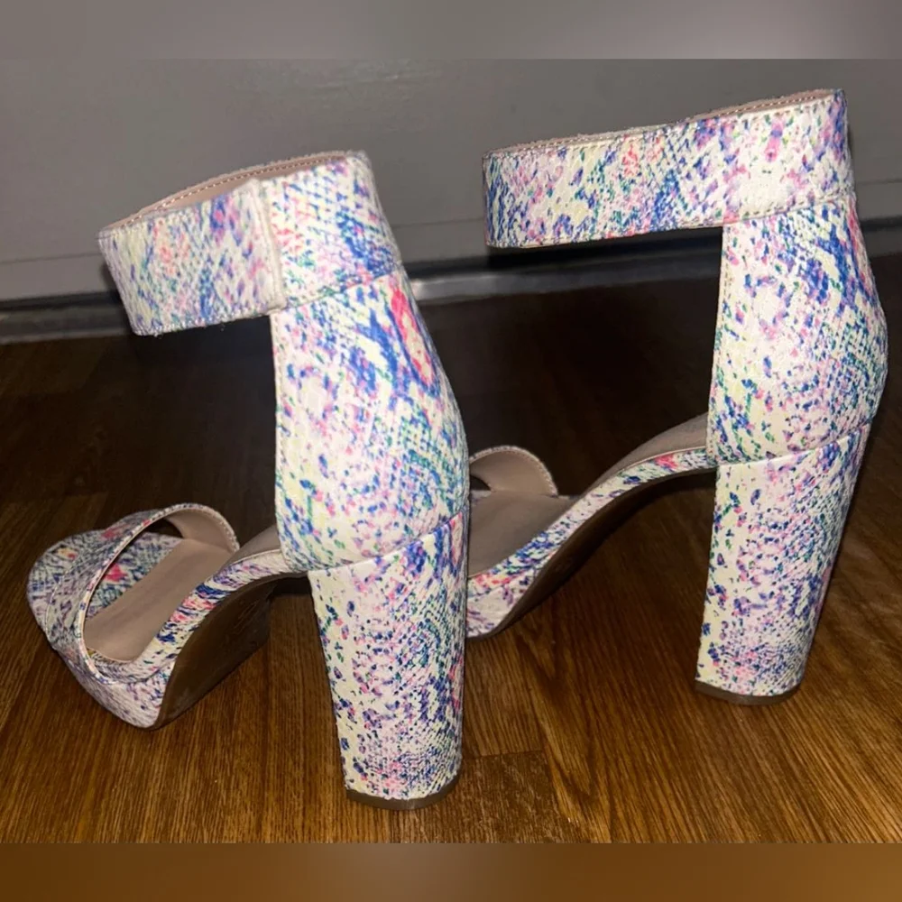 Colorful Splatter Heels - Picture 5 of 14